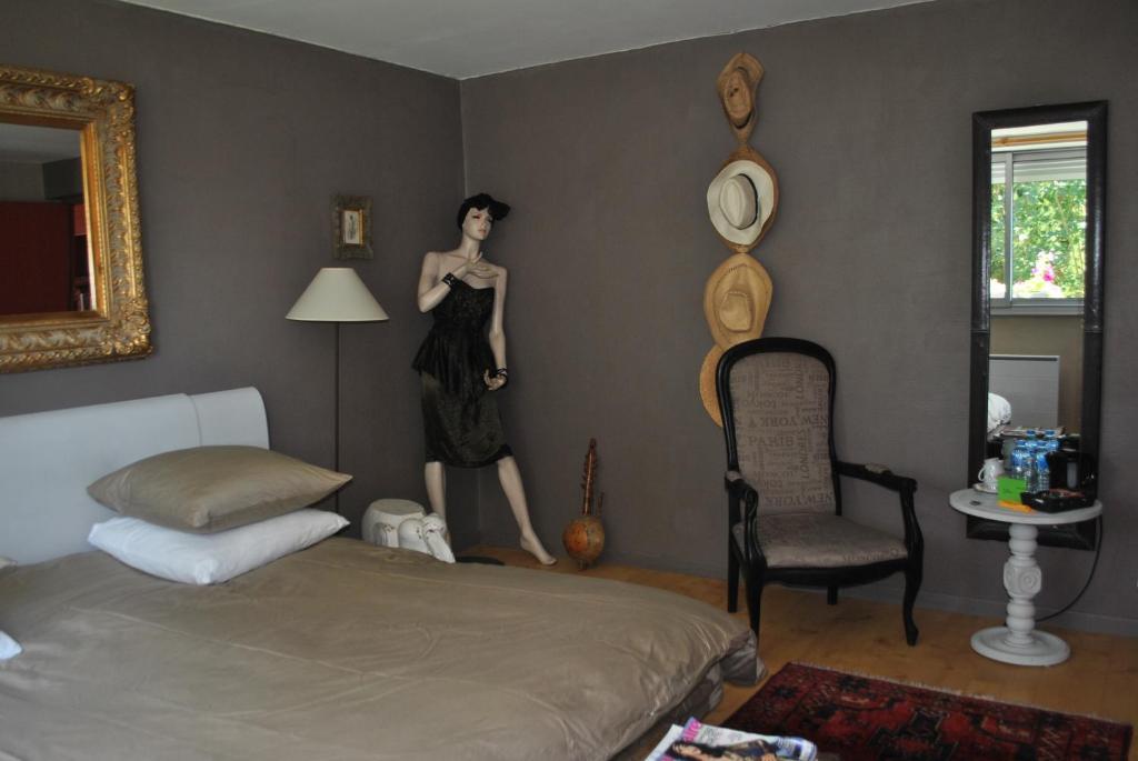 Chambres D'Hotes La Tribu Quevreville-la-Poterie Ruang foto